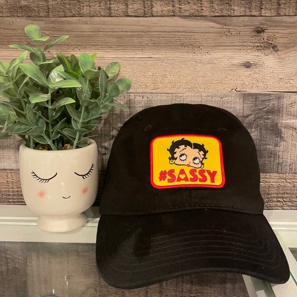 ❤️NEW!!!❤️Betty Boop Collection Hat adjust. Strap. - Picture 1 of 6